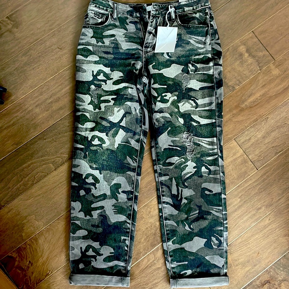 KanCan Strait Fit Cameo jeans
